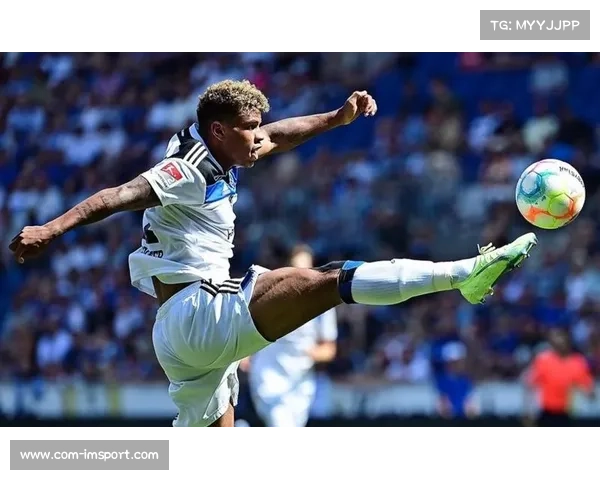 昆茨谈柯尼希斯德费尔:左膝伤病史无碍表现